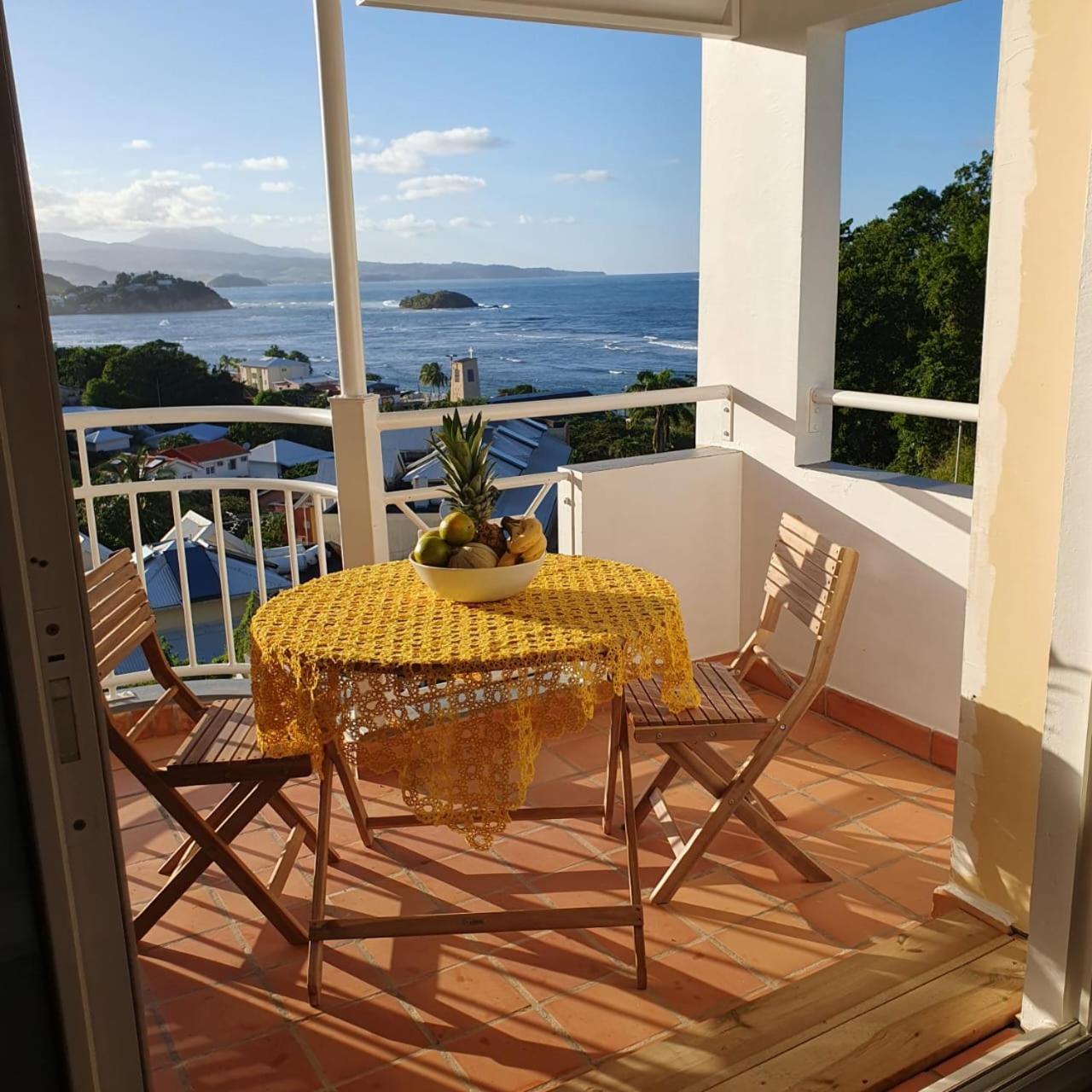 Appartement De La Baie, Vue Magnifique, Tartane Ла-Трините Экстерьер фото